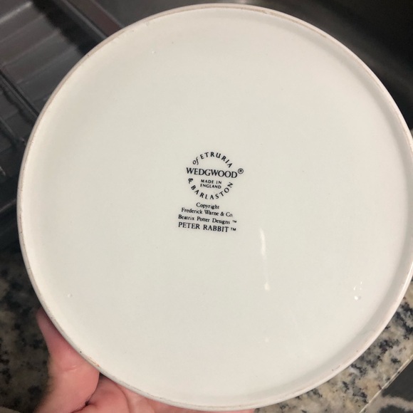 Wedgwood Peter Rabbit plate and bowl nice Childs set - Picture 5 of 5